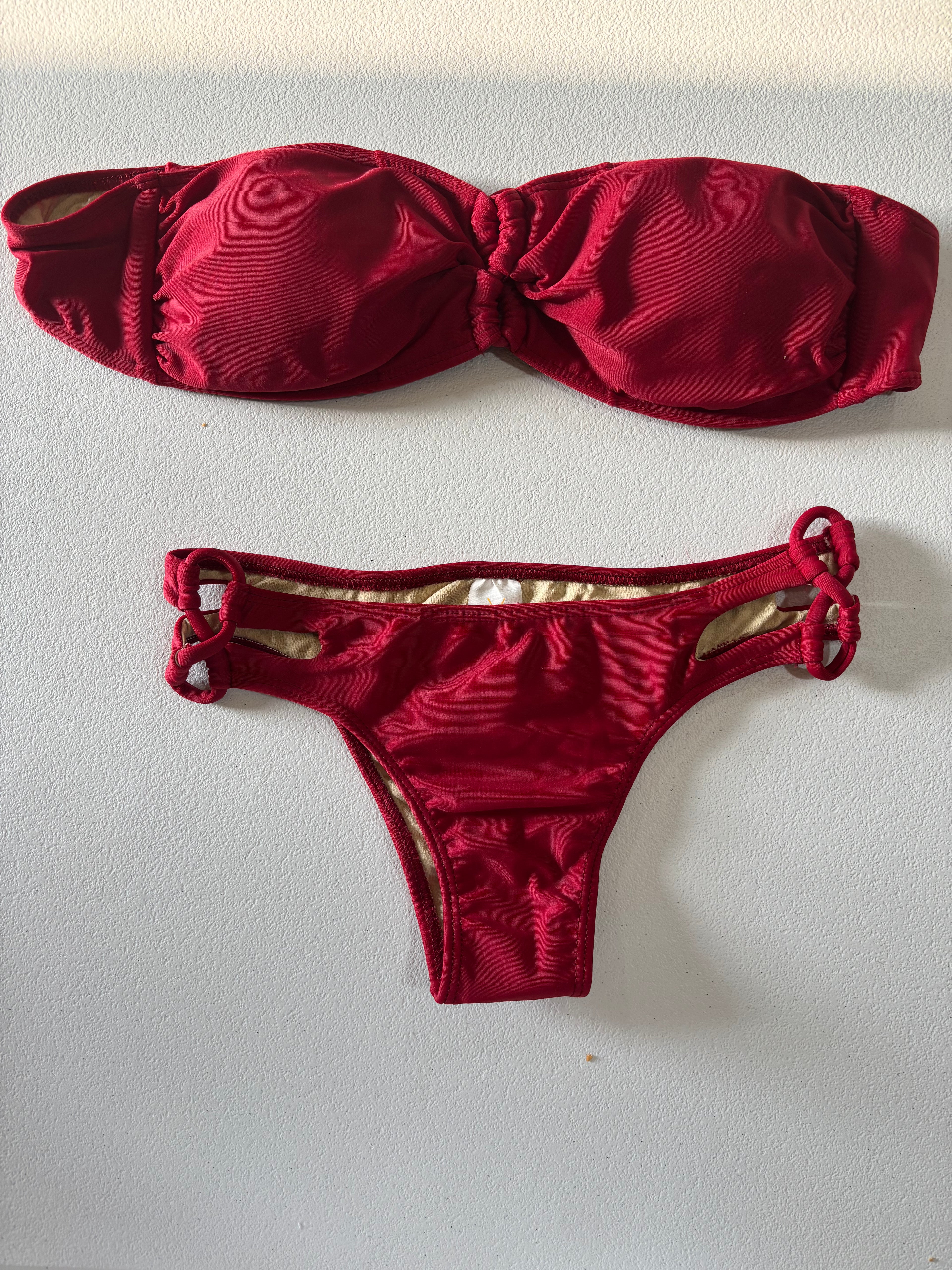 Sol da Barra Red Bandeau Bikini Set with Ring Detail – Size P (Small)